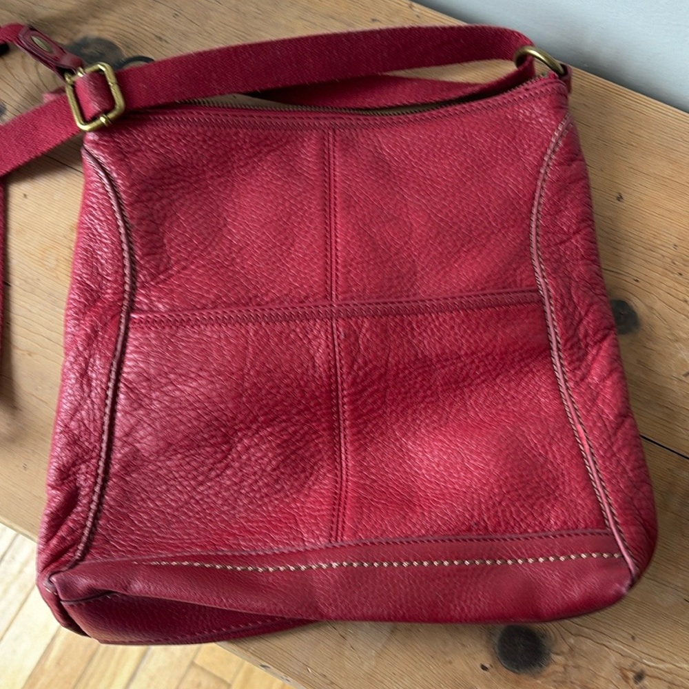 The Sak leather crossbody- Scarlet color. - Picture 3 of 4